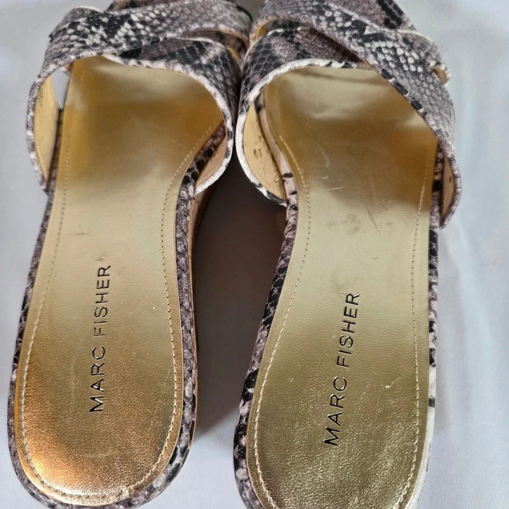 Marc‎ Fisher Womens 8 Snakeskin Print Cork Wedge Platform Slip-On Sandals